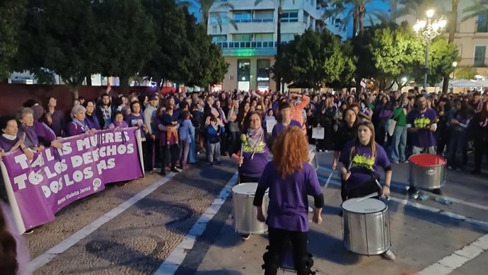 Manifestación por el 8 de marzo de 2023 de la Marea Violeta de Jerez de la Frontera