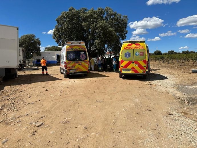 Muere al caerle encima la cabina de un camión que arreglaba en Villa del Prado