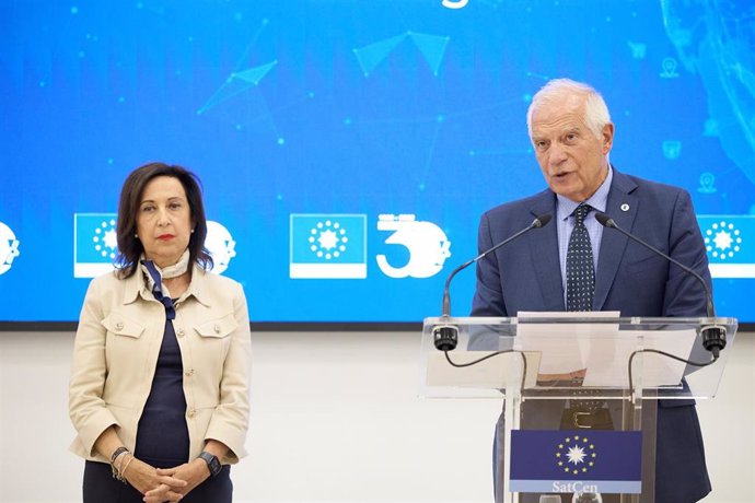 El Alto Representante de la Unión Europea para Asuntos Exteriores y Política de Seguridad, Josep Borrell, ofrece una rueda de prensa tras la presentación de resultados de la Junta Directiva del Centro de Satélites de la Unión Europea (SatCen) a Nivel Mi