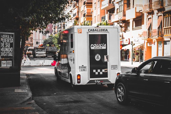 Np, Vídeo Y Audio Enrique Lorca Sobre La Nueva Unidad De Caballería De La Policía Local Impulsada Por Ballesta