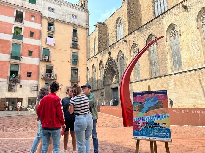 Membres de l'esquerra independentista a la presentació dels mobilitzacions per la Diada de 2023.