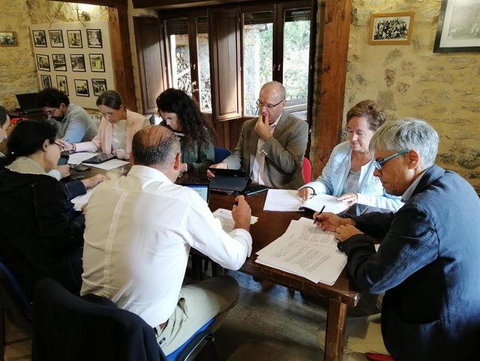 La Comisión Territorial de Patrimonio se ha reunido en la localidad de Lois.
