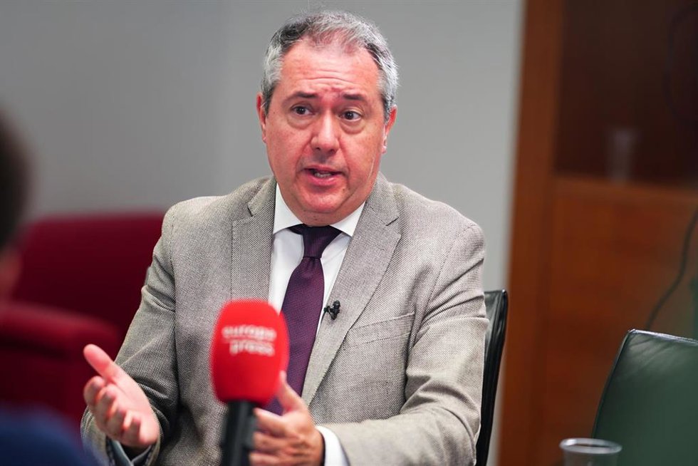 Archivo - El secretario general del PSOE-A, Juan Espadas, en una entrevista concedida a Europa Press. (Foto de archivo).