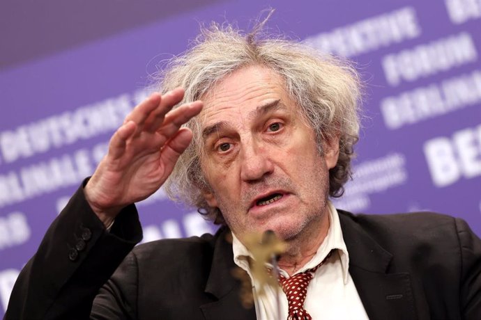 Archivo - 21 February 2023, Berlin: French director Philippe Garrel speaks during the press conference of the film "Le grand chariot" at the 73rd Berlin International Film Festival (Berlinale). Photo: Jrg Carstensen/dpa
