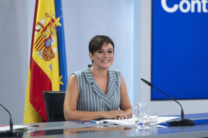 La ministra Portavoz y de Política Territorial, Isabel Rodríguez, durante una rueda de prensa posterior a la reunión del Consejo de Ministros, en el Palacio de la Moncloa, a 29 de agosto de 2023, en Madrid (España).