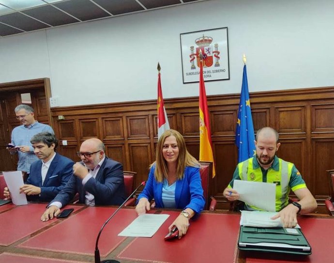 De izd a dcha, Gómez, Latorre, Barcones y Gómez presentan la campaña especial de DGT.