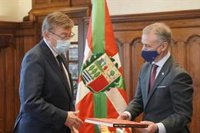 Puig apoya la propuesta de Urkullu de reinterpretar la Constitución siempre que no se limite a Euskadi y Catalunya