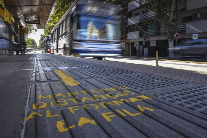 Archivo - Una estación de bus en Argentina