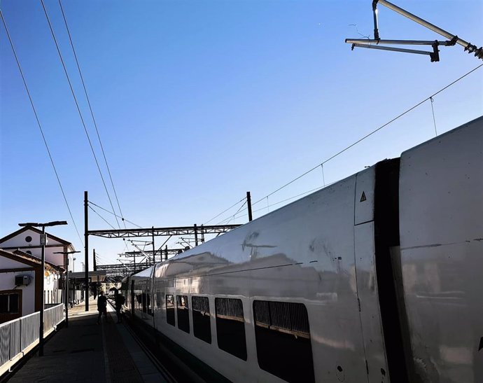 Instalación electrificación estación de Plasencia