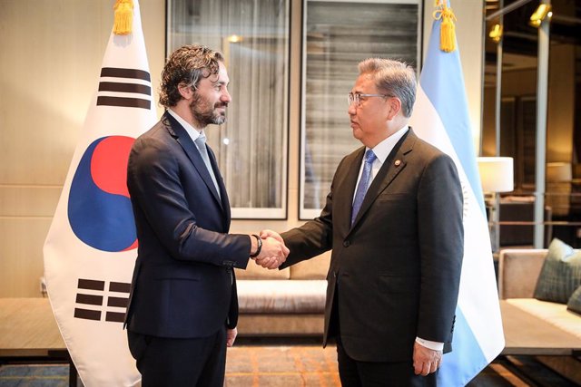 El Gobierno de Argentina muestra su interés en trabajar con Corea del Sur para conseguir más inversiones