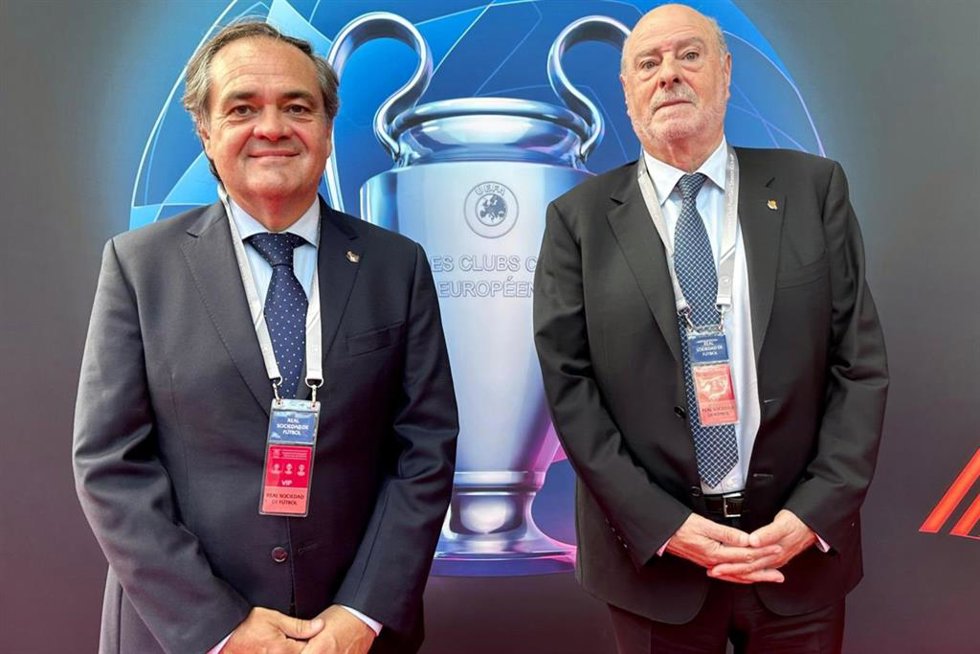 Jokin Aperribay (izq.), presidente de la Real Sociedad.