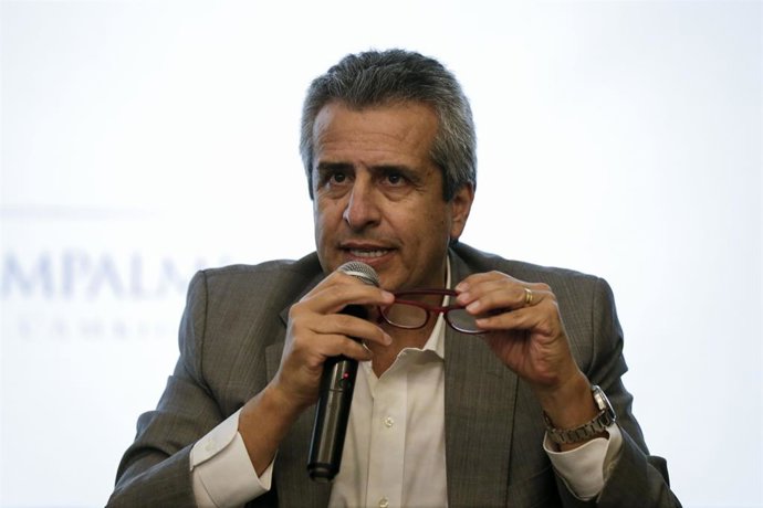 Bogotá. 01 de Agosto de 2022. Entrega de balance del Informe Final del Empalme Presidencial en el hotel Tequendama. En la foto: Luis Fernando Velasco. (Colprensa-Mariano Vimos)