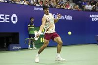 Alcaraz pasa con ahínco a dieciseisavos del US Open