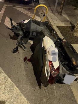 Moto accidentada en Alcúdia.