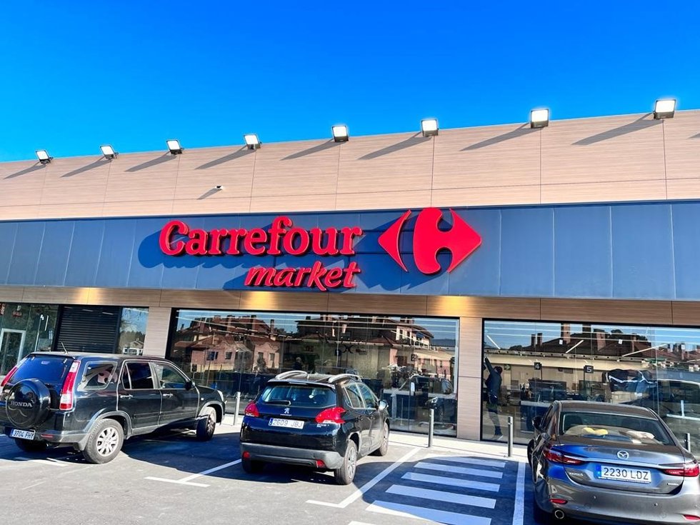 Archivo - Supermercado Carrefour