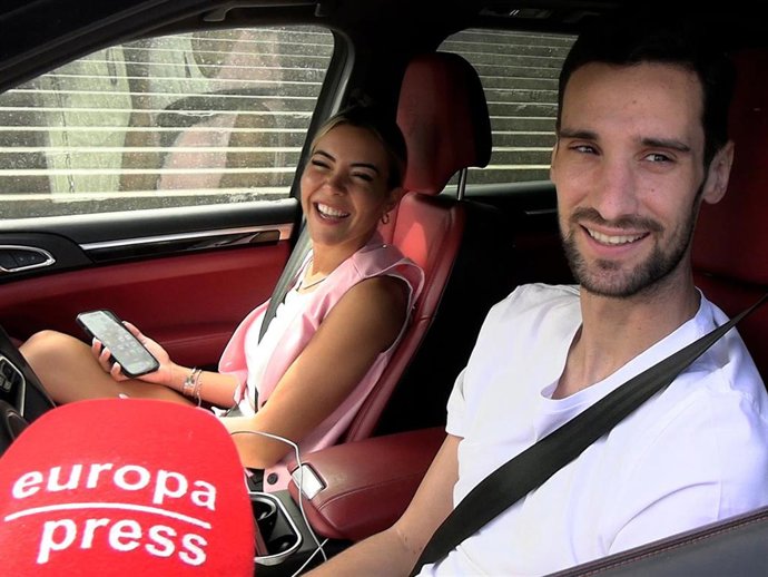 Sergio Rico y Alba Silva salen a celebrar el cumpleaños del futbolista