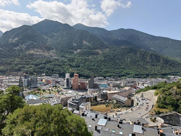 Vista de la vall central d'Andorra