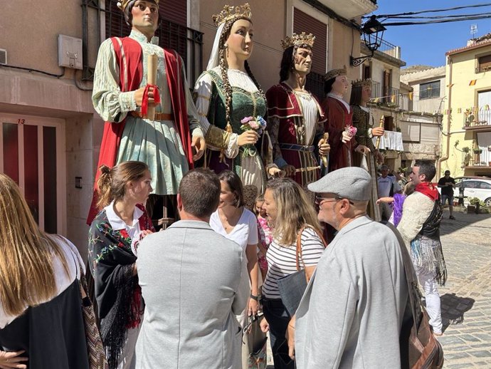 Podemos La Rioja y Euskadi apoyan en Cervera a las mujeres "en su lucha por participar en igualdad en las fiestas"