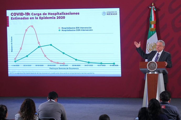 Archivo -  Andrés Manuel López Obrador en una conferencia de prensa.