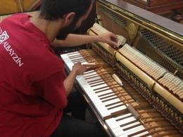 Trabajos en piano en el Centro Albayzín