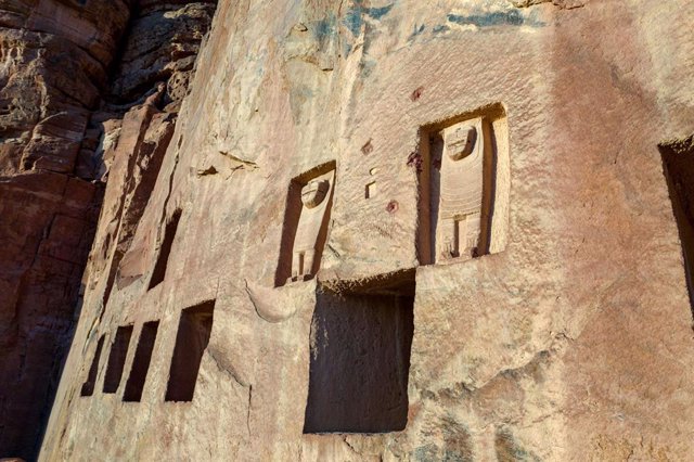 AlUla was once the capital of the ancient kingdoms of Dadan and Lihyan