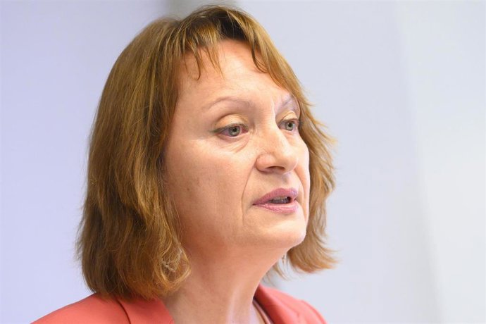 Archivo - Foto de archivo de la diputada de Podemos-IU-AV, María Marín