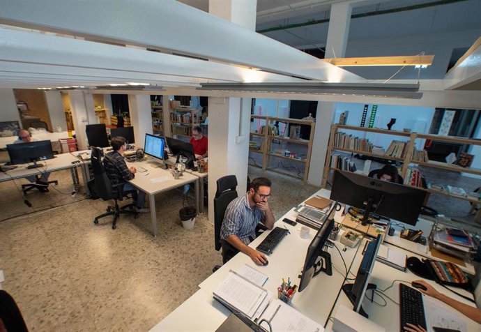 Archivo - Espacio Plástico crea el Premio Juan Serrano, para proyectos empresariales de la industria creativo cultural.