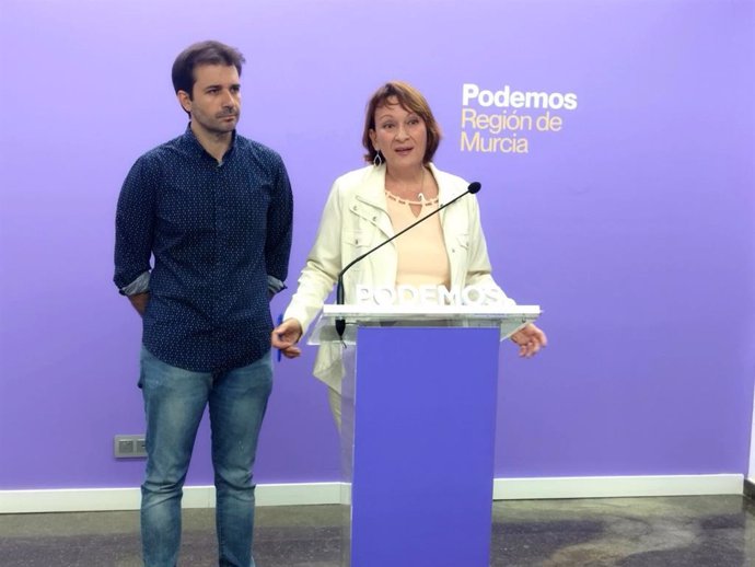 Javier Sánchez Serna y María Marín comparecen en rueda de prensa