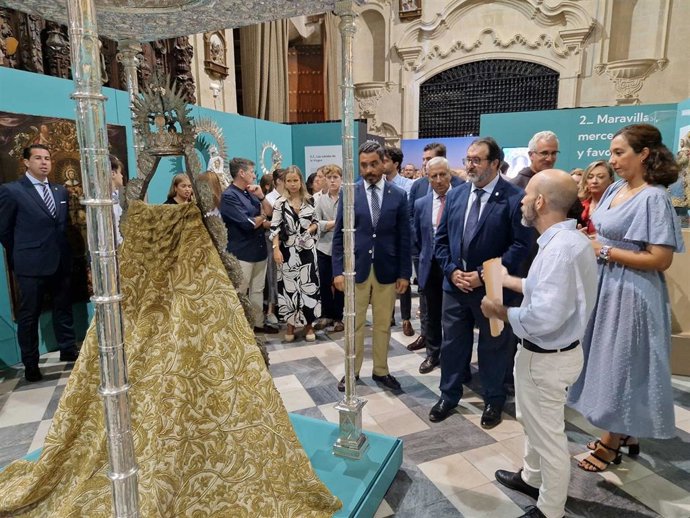 Exposición 'Carmona y su Virgen de Gracia'