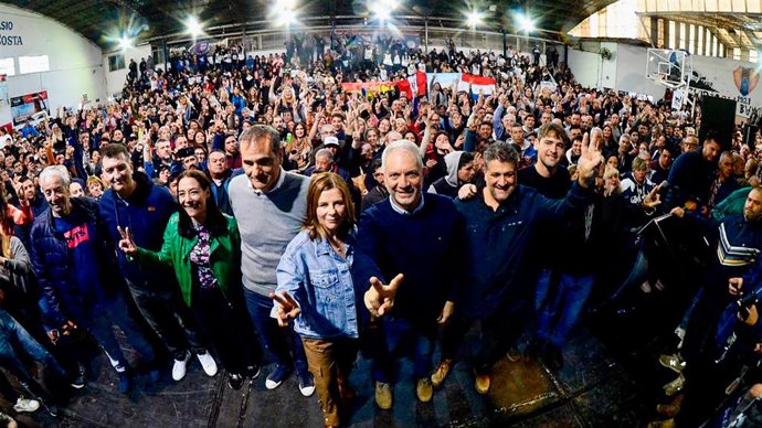 Alak: "El peronismo es la defensa de los derechos sociales y el rol del Estado en la economía".