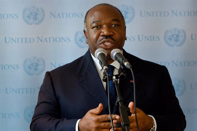 Archivo - FILED - 26 September 2014, US, New York: President of Gabon, Ali-Ben Bongo Ondimba, gives an interview on the sidelines of the 2014 UN General Assembly in New York. Photo: Daniel Bockwoldt/dpa