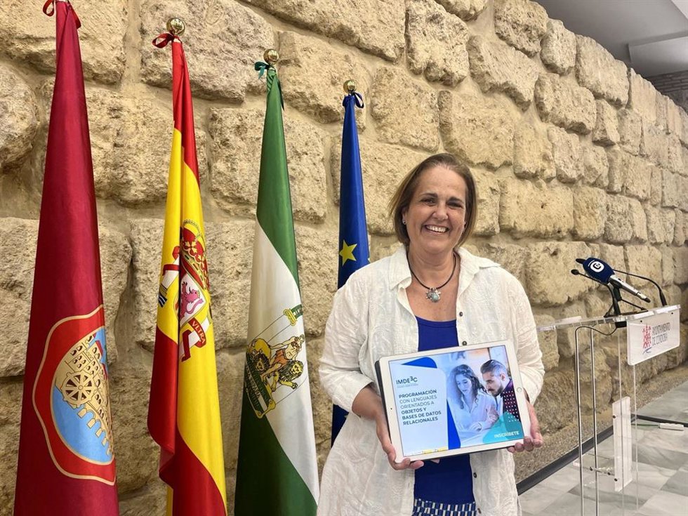 La presidenta del Instituto Municipal de Desarrollo Económico y Empleo de Córdoba (Imdeec), Blanca Torrent.
