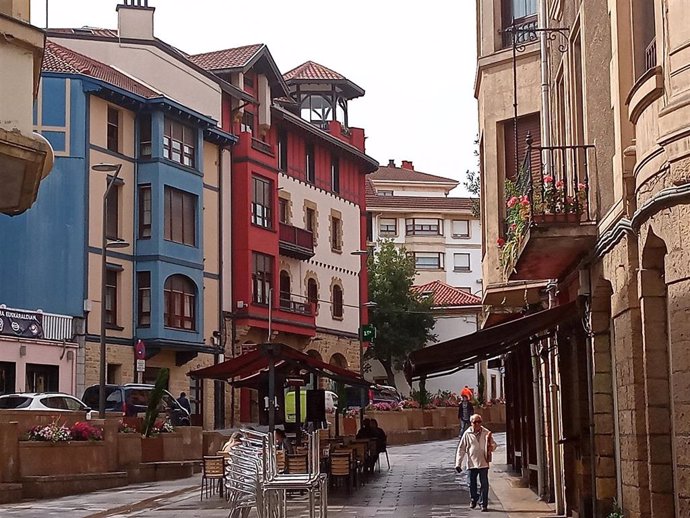 Archivo - Vista de la avenida Basagoiti, en Algorta (Getxo)