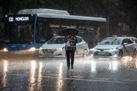 Protección Civil amplía la alerta de nivel rojo por fuertes lluvias y tormentas a Madrid y a La Mancha toledana