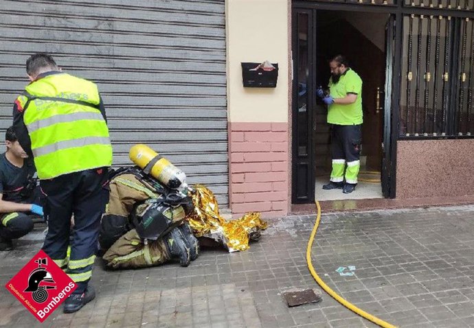 Una persona resulta herida por quemaduras en el incendio de su vivienda en Alcoy (Alicante)
