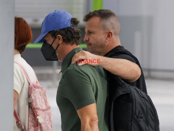 RODOLFO SANCHO EN EL AEROPUERTO DE FUERTEVENTURA