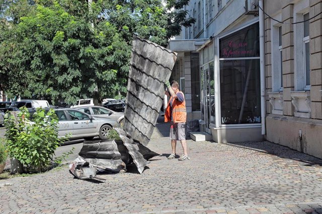 Destrozos tras un ataque ruso el 16 de agosto en Odesa