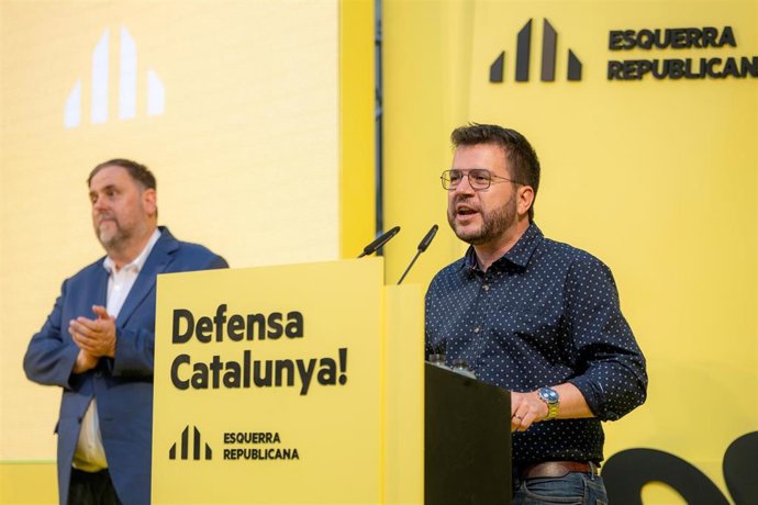 Archivo - Acto de inicio de campaña de ERC en Barcelona con Aragons y Junqueras