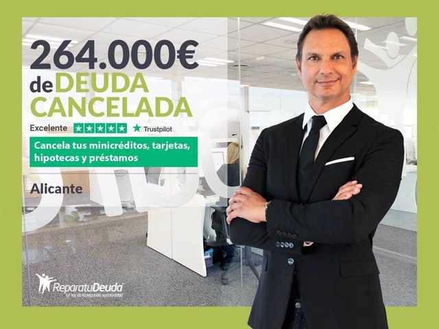 Cárdenas, defensor del cliente en Repara tu Deuda Abogados.