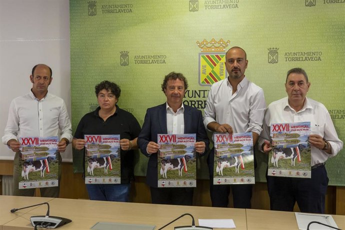 Presentación del concurso regional de ganado frisón