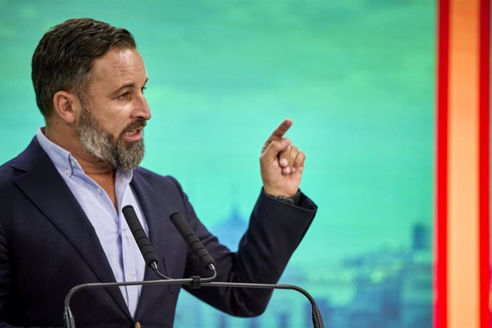 Archivo - El presidente de Vox, Santiago Abascal,  en una rueda de prensa 