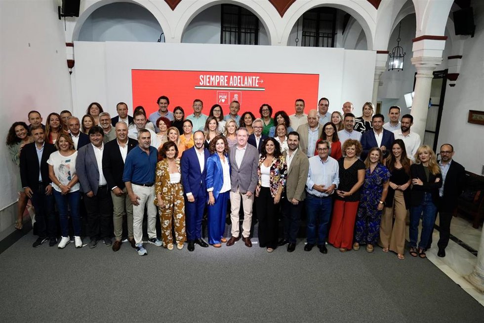Reunión de la Interparlamentaria del PSOE-A en Sevilla.