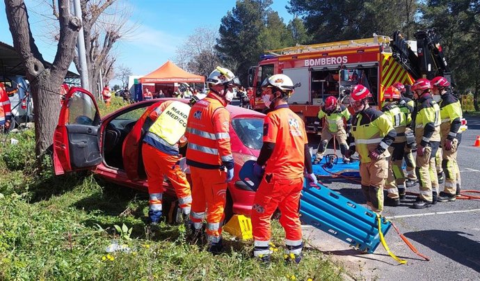 Profesionales sanitarios del 061 en Huelva.