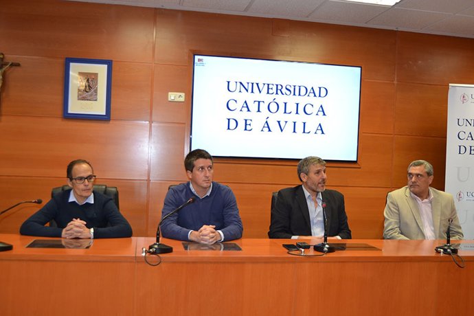 Los más de 30 convenios de la UCAV con los clubes deportivos pretenden retener y atraer talento para fijar población.