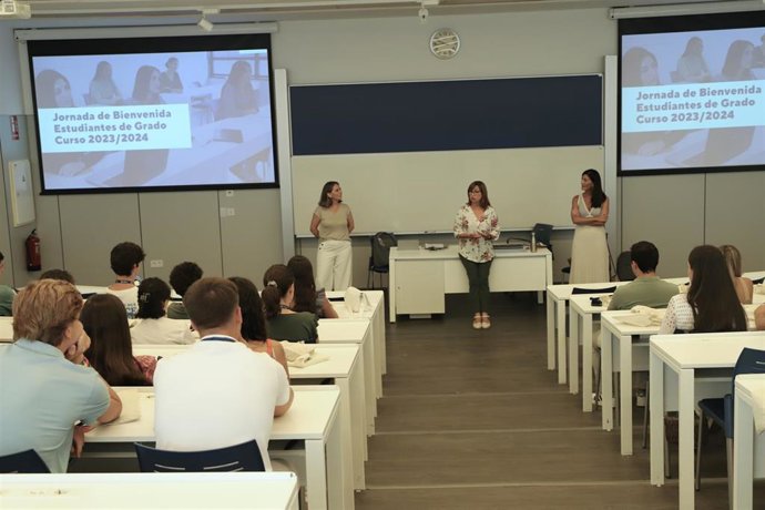 Archivo - Jornada de bienvenida a los alumnos de grado de Loyola del curso 23-24.