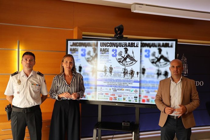 Presentación de la III Carrera solidaria 'Unconquerabl3 Race'