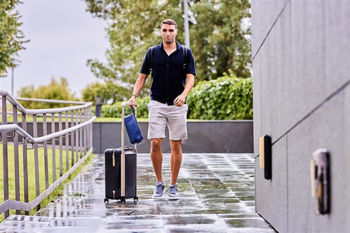 El delantero Abel Ruiz llega a una concentración de la selección española absoluta.