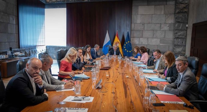 Reunión del Consejo de Gobierno de Canarias a 4 de septiembre de 2023, encabezada por el presidente del Ejecutivo autonómico, Fernando Clavijo