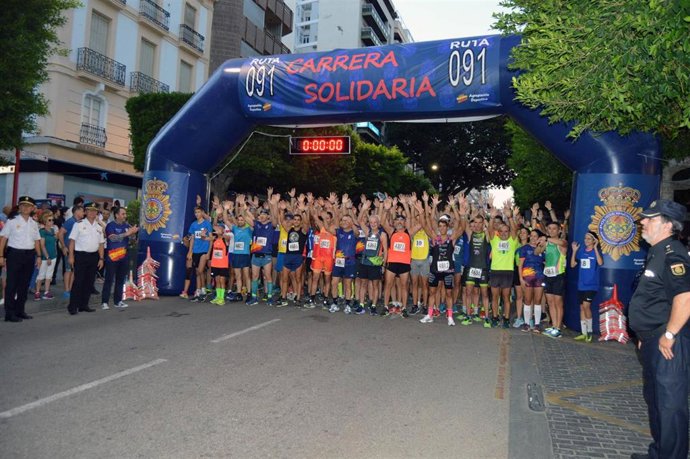 Archivo - Imagen de archivo de una carrera solidaria de la Policía Nacional Ruta 091