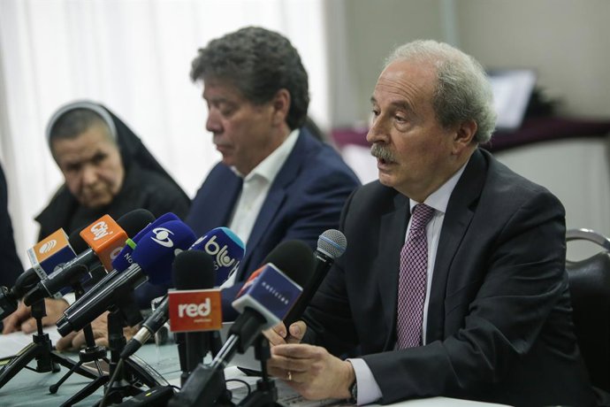 Bogotá, 15 de mayo de 2023. Varias agremiaciones de EPS, la ANDI, exministros de salud, asociaciones de usuarios y académicos del sector salud piden formalmente al gobierno retirar la reforma a la salud por medio de unPacto Nacional por un Mejor Sistema